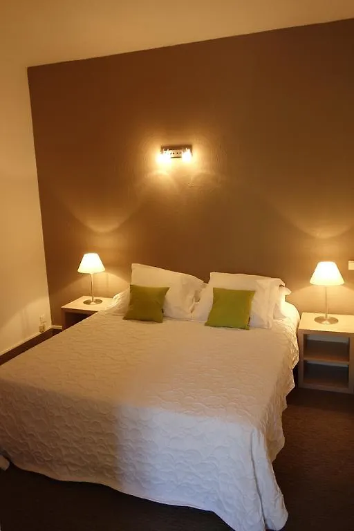 Hotel Le Prejoly サン・ヴァリエ・ド・ティエ